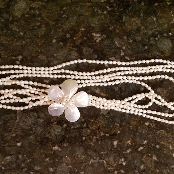 Gorgeous Oval Pearl Flower Necklace Long PRETTY - Picture 3 of 7
